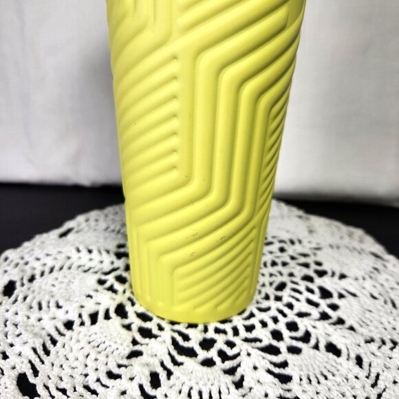 Starbucks Stainless Steel Neon Yellow Geometric Soft Touch 24oz Tumbler 2024 - Picture 5 of 8